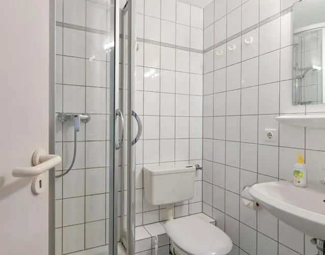 Haus Nordstern Kap Arkona 公寓 *
